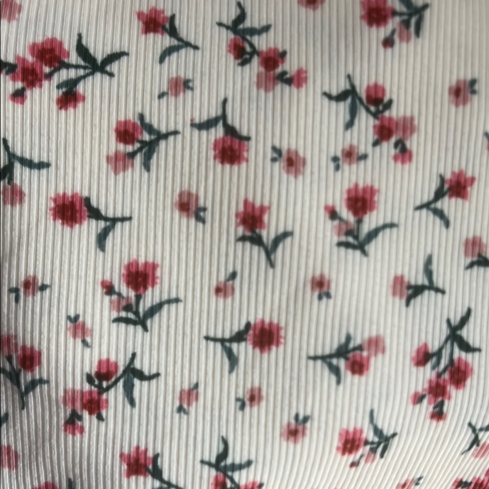 Floral Print Ribbed Top - Picture 4 of 4